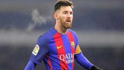 ليونيل ميسي يجدد عقده مع برشلونة في هذا الموعد