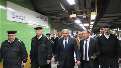 ضبط 102 بائع متجول في مترو الأنفاق