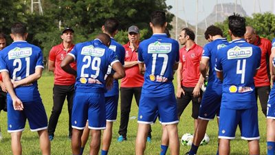 تعرف على تشكيل الأهلي لمواجهة القطن اليوم 