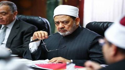 بسبب نتيجة الثانوية.. شيخ الأزهر يفاجئ مديرة معهد بـ«مكافأة مبهجة»