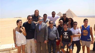 بالصور.. نجوم البرازيل وفرنسا فى الهرم 