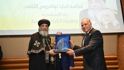 بالصور.. التفاصيل الكاملة لزيارة «تواضروس» لمستشفى 57357