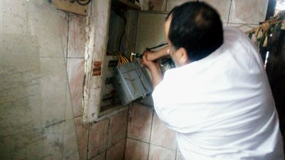 بالصور.. أول تحرك ضد الممتنعين عن تسديد «فاتورة الكهرباء»