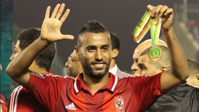 صورة .. ابوتريكة يعلن انتقال حسام عاشور الي برشلونة 