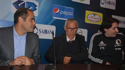 كوبر يستبعد هذا اللاعب من لقاء اوغندا وتفكير بطرده من المنتخب بسبب الصيام