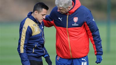 فينجر يتحدث عن مباراة بورنموث.. ويوجه رسالة إلى سانشيز!