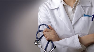 فرص عمل للأطباء في الخليج برواتب 115 ألف جنيه.. تعرف على التفاصيل