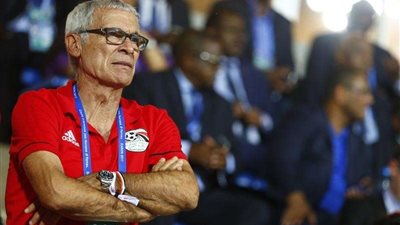 «كوبر» يدرس الدفع بهذا اللاعب أساسيًا في موقعة الفراعنة والكونغو