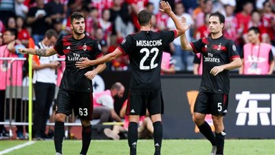 بث مباشر.. ميلان و روما في «ديربي الكالتشيو» 