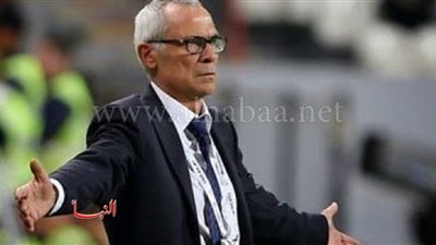 كوبر حائر بين تريزيجيه ورمضان صبحي ... وهذا اللاعب الٌأقرب للمشاركة