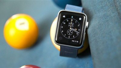 كيف ساهمت ساعة آبل الذكية في إنقاذ حياة رجل أمريكي؟!