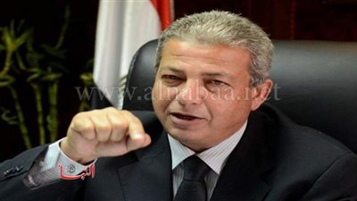 بالصورة.. وزير الرياضة يساند الأهلى قبل موقعة الوداد المغربي