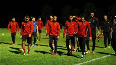 وليد أزارو يستعين بـ«عبد الحفيظ» للتخلص من «هزار» صالح جمعة 