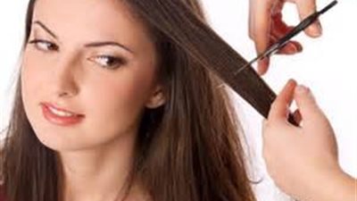 قص الشعر بانتظام يزيد من كثافته.. ويجعله أكثر جاذبية