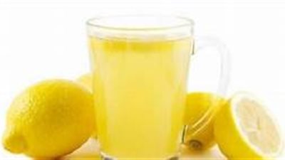 6 فوائد مذهلة لـ«شراب الليمون المغلي»