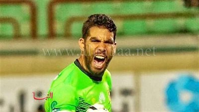 تفاصيل طرد شريف إكرامي من الأهلي 