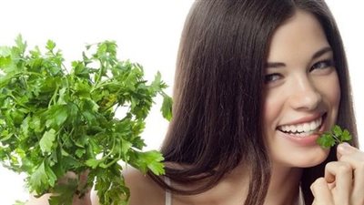 خلطة منزلية لـ«تنعيم الشعر»