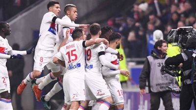 بث مباشر.. ليون وسسكا موسكو في الدوري الأوروبي