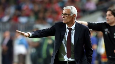 كوبر يتراجع عن ضم سفاح الاهلى لمعسكر سويسرا.. لهذا السبب