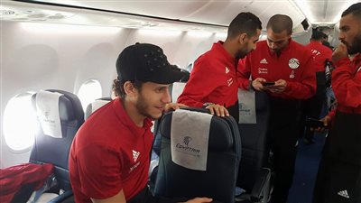 بالصور.. بعثة المنتخب تطير الي سويسرا استعدادا لوديتي البرتغال واليونان