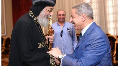 بالصور.. البابا تواضروس يستقبل أحمد القطان وسفير لبنان