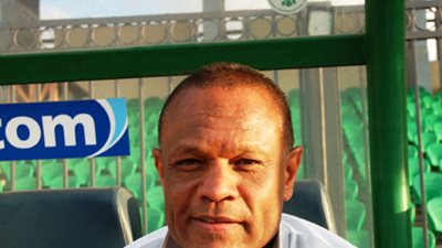 بعد مفاوضات الاهلى والزمالك.. رسالة هامة من مدرب إنبي إلى لاعبه الخطير!