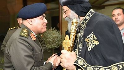 وزير الدفاع ينيب وفدًا من كبار القادة لتهنئة «تواضروس» بعيد القيامة 