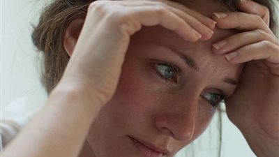 بينها الاكتئاب.. 5 أسباب تجعلك تعاني من 