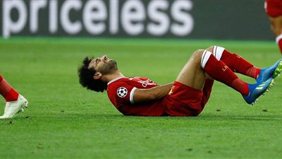  بالصورة ميدو يقلب تويتر بإتهام راموس بضرب صلاح 