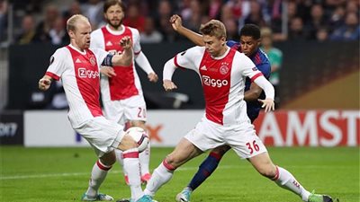 يوفنتوس يدخل في صراع مع مدريد لضم مدافع أياكس