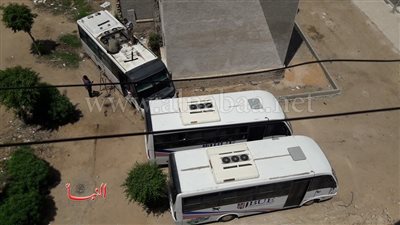 بالصور.. كارثة لأتوبيسات الجامعة البريطانية بمدينة الشروق 