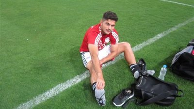 بالصورة.. «تريزيجيه» يوجه رسالة لسام مرسي قبل مباراة روسيا