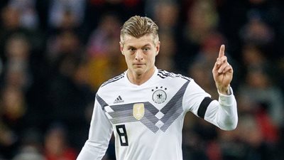 تحذير «هام» من توني كروس للاعبي المنتخب الألماني قبل مباراة المكسيك