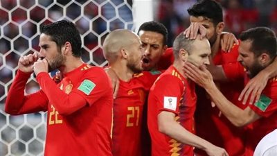 تعرف على  التشكيل الرسمى لمباراة إسبانيا وروسيا 
