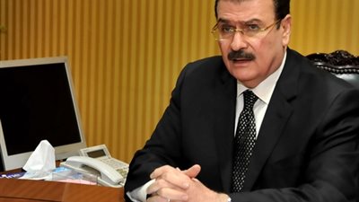  إحالة 3 مهندسين للتحقيق بشركة إنبي.. لهذا السبب 