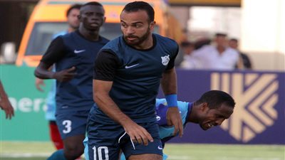 تصريحات نارية ومثيرة لمدرب إنبي عن انتقال قفشة إلى الأهرام وموقف رامي صبري!