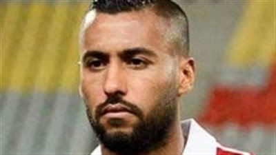 نجم الأهلى مهدد بالغياب عن الفريق..تعرف على السبب 