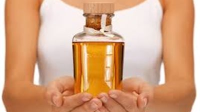 كيف يستخدم «زيت النمل» في التخلص من «الشعر الزائد»؟