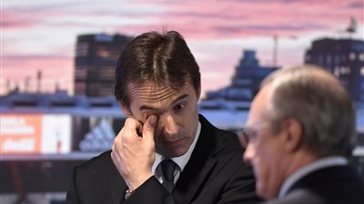 ريال مدريد يستعد للتوقيع مع بديل لبنزيمة.. ومودريتش ومارسيلو