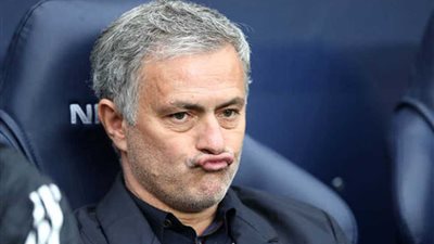 مانشستر يونايتد يدعم مورينيو ولا يفكر في تعيين زيدان