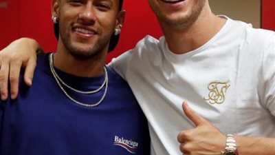 نيمار يقتحم معسكر برشلونة فجأة رغم الهروب الكبير 