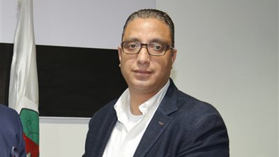 محافظ سوهاج يزور هذا المستشفى ليلًا «متنكرًا» ويكشف «المستور» 