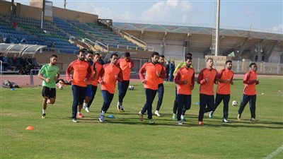 عاشور وفوافي يقودان هجوم المقاصة امام المصري