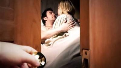 «سمع صوتها من غرفة النوم».. رد فعل مزارع ضبط زوجته في أحضان عشيقها بـ«القليوبية»