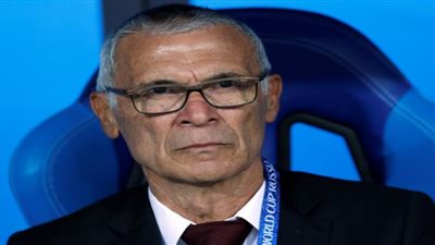 بالصورة.. مساعد كوبر يهنئ منتخب الفراعنة بعد سداسية النيجر