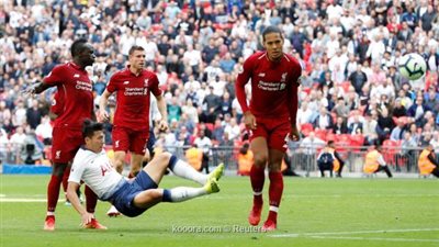 نار الغيرة بين صلاح ومانى تهدد أحلام الريدز 