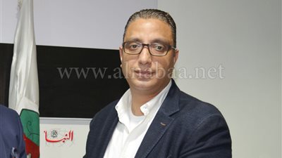 محافظ سوهاج يصدر قرارًا هامًا بشأن مدارس «أولاد الأكابر»