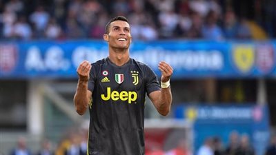 بالفيديو.. طرد رونالدو بعد 29 دقيقة من أول مباراة مع يوفنتوس بالأبطال