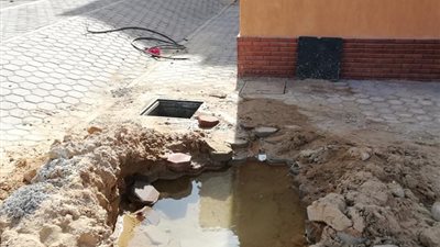 بالصور.. كوارث السباكة تضرب شقق الإسكان الاجتماعي بالـ٨٠٠ فدان في ٦ أكتوبر.. أحد الملاك: