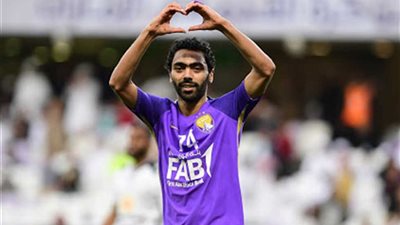 حسين الشحات ينفي مفاوضات إنضمامه للنادي الأهلي 